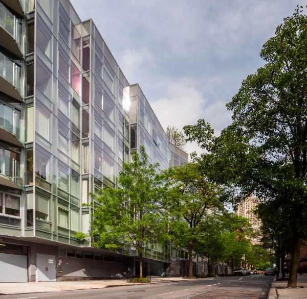 The Dillon, 425 West 53rd St